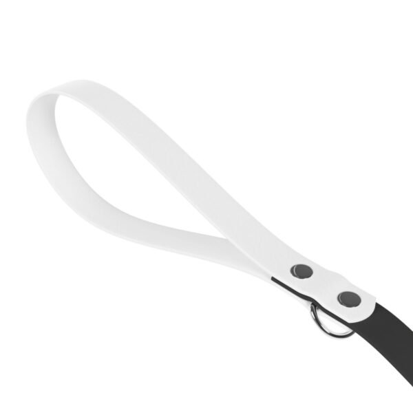 Leash - Image 3